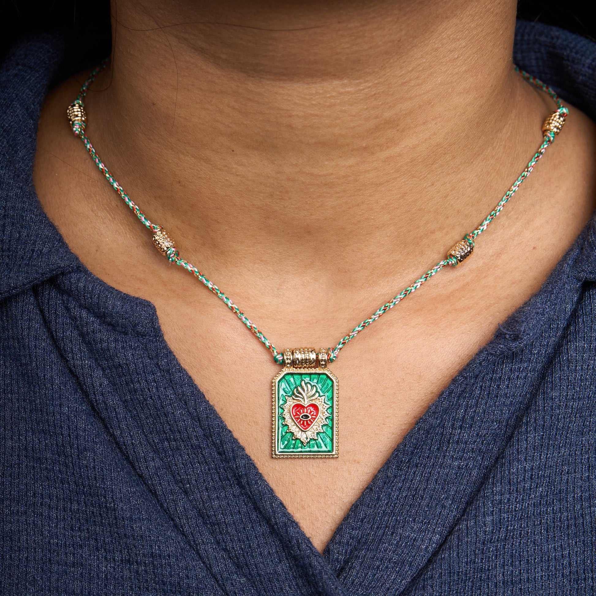 Mini Tag Thread Pendant Mozaati