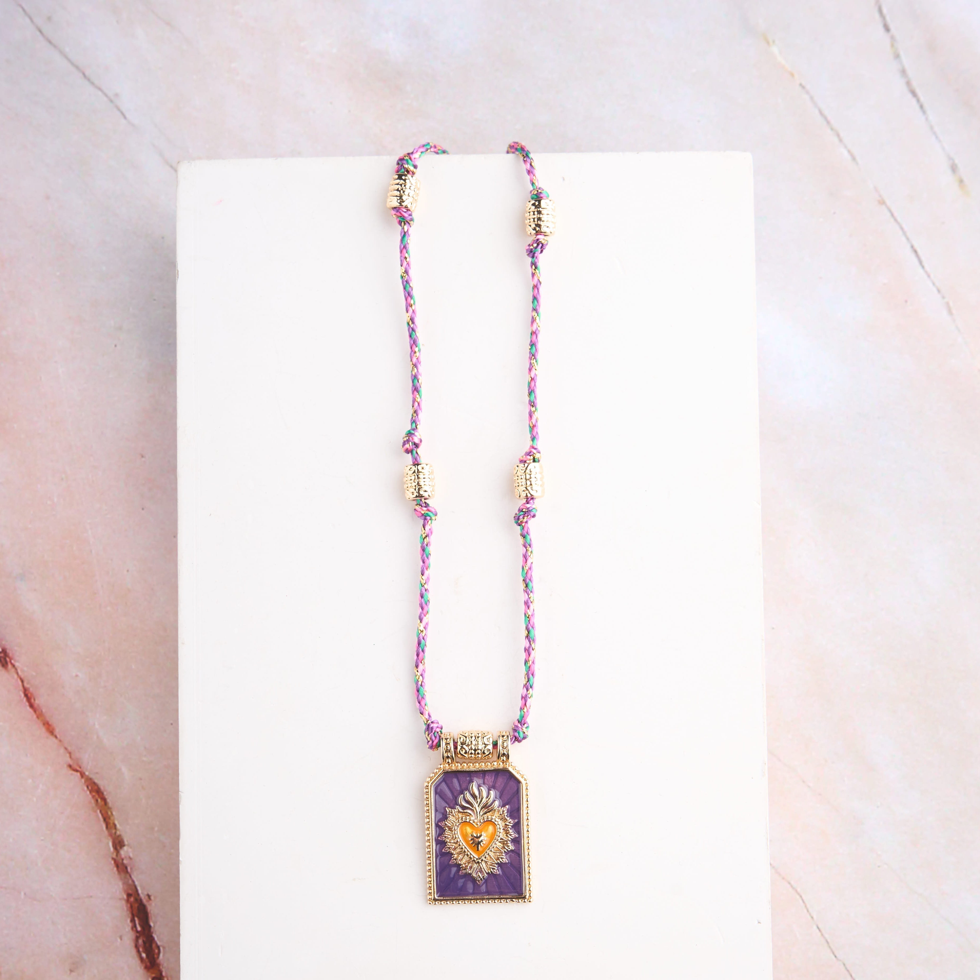 Mini Tag Thread Pendant Mozaati