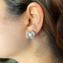 Load image into Gallery viewer, Mint Earrings
