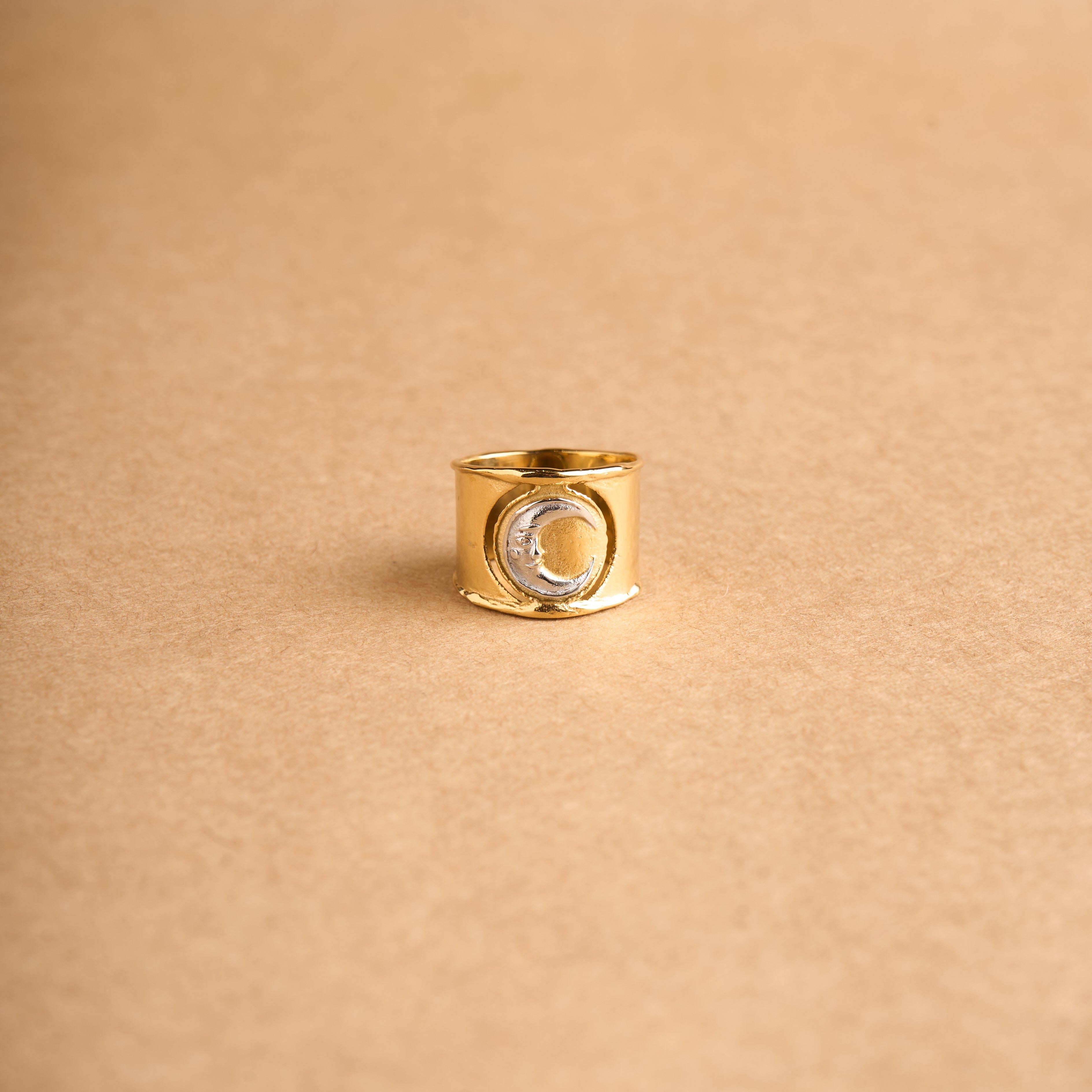 Moon Metal Ring Mozaati