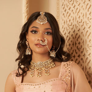 Nainaaz Necklace