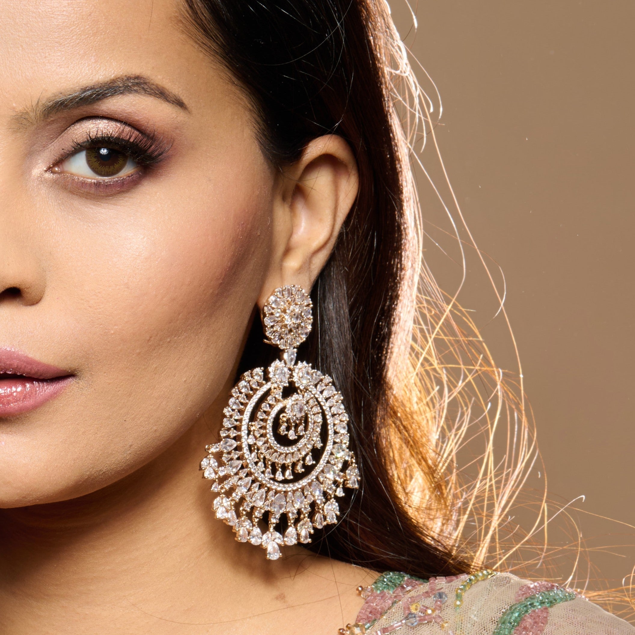 Naine Earrings Mozaati