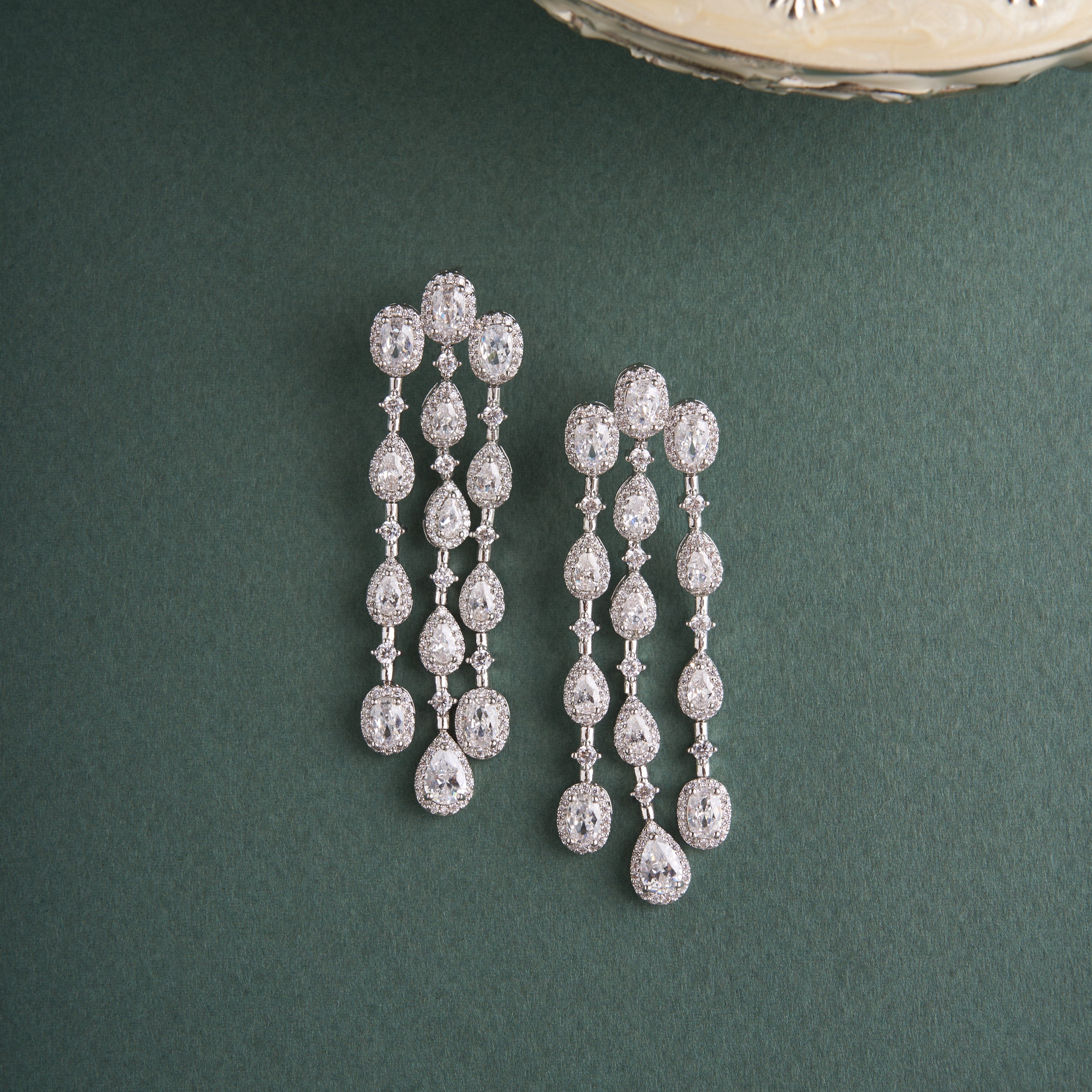 Nira Earrings Mozaati