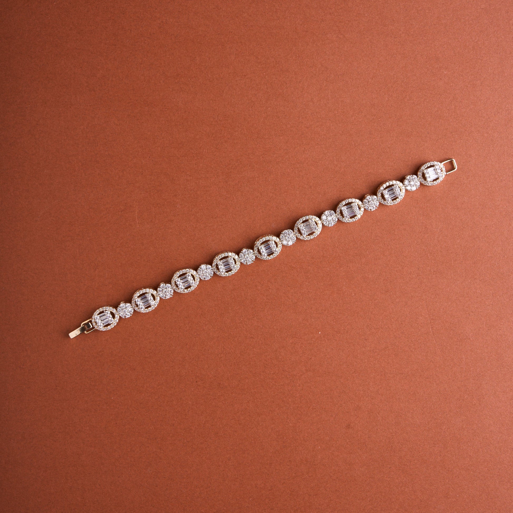 Oval Baguette Bracelet Mozaati