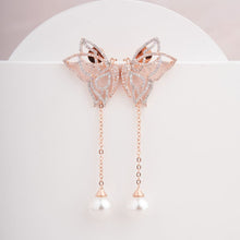 Load image into Gallery viewer, Pappilon Earrings - Rose
