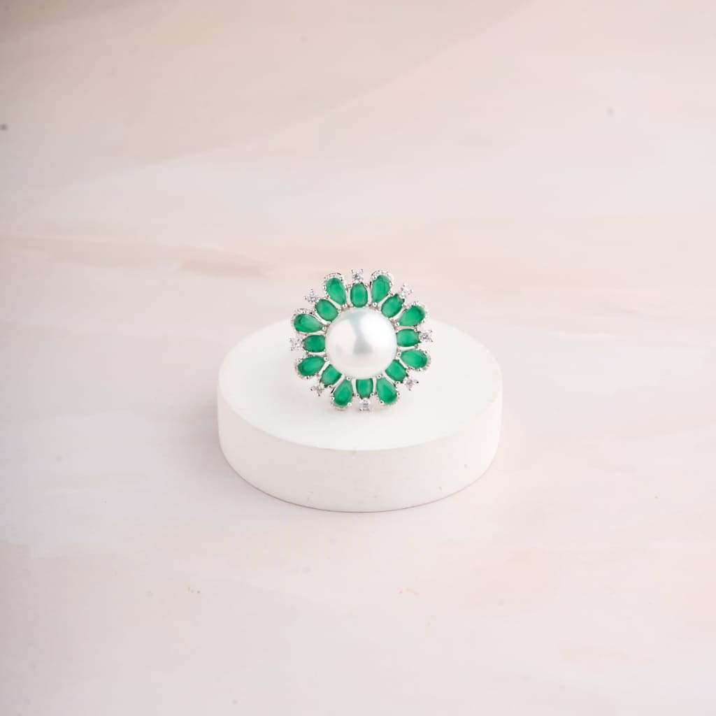 Pearl Floral Ring - Green