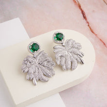 Load image into Gallery viewer, Peony Earrings - Green
