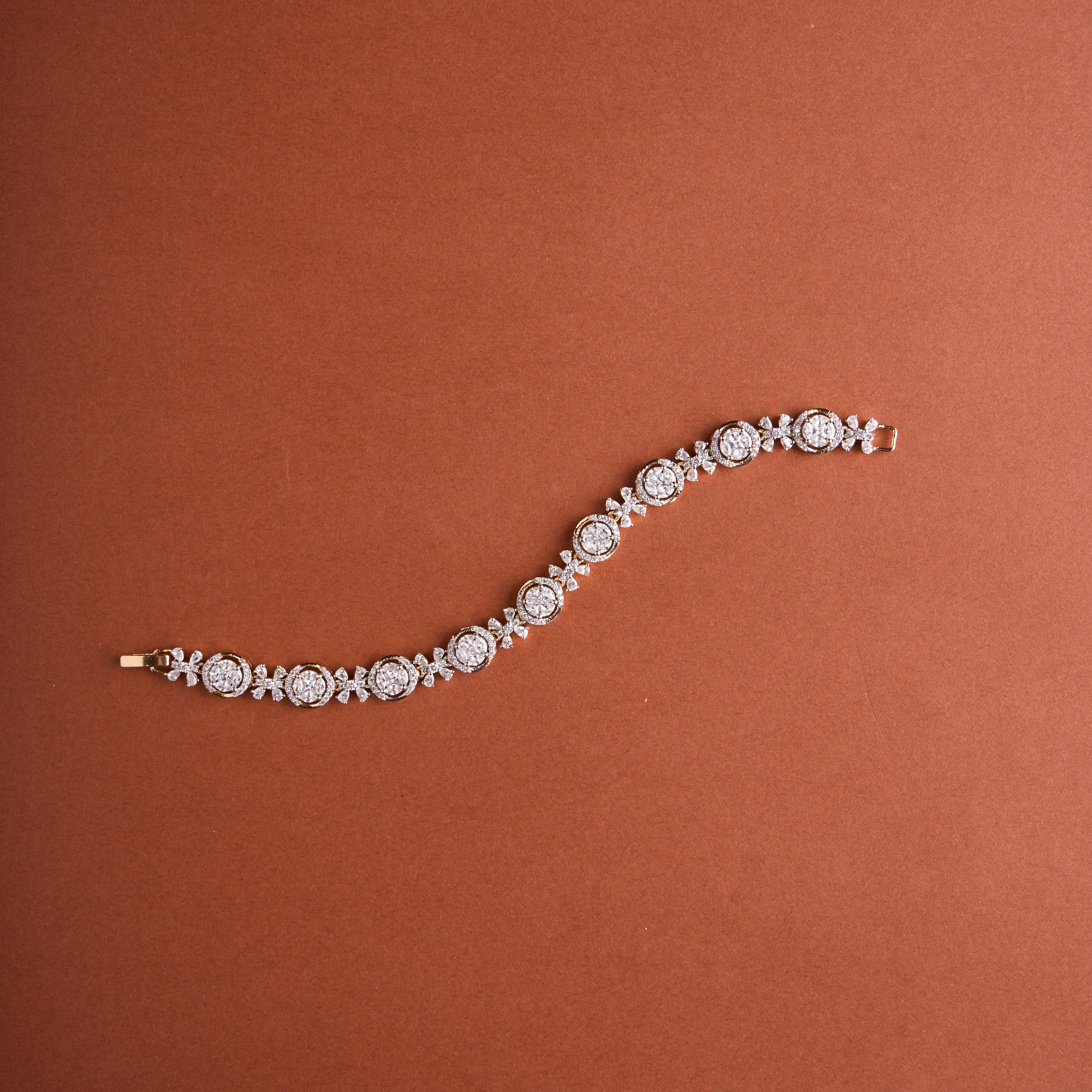 Pie Cut Flora Bracelet Mozaati