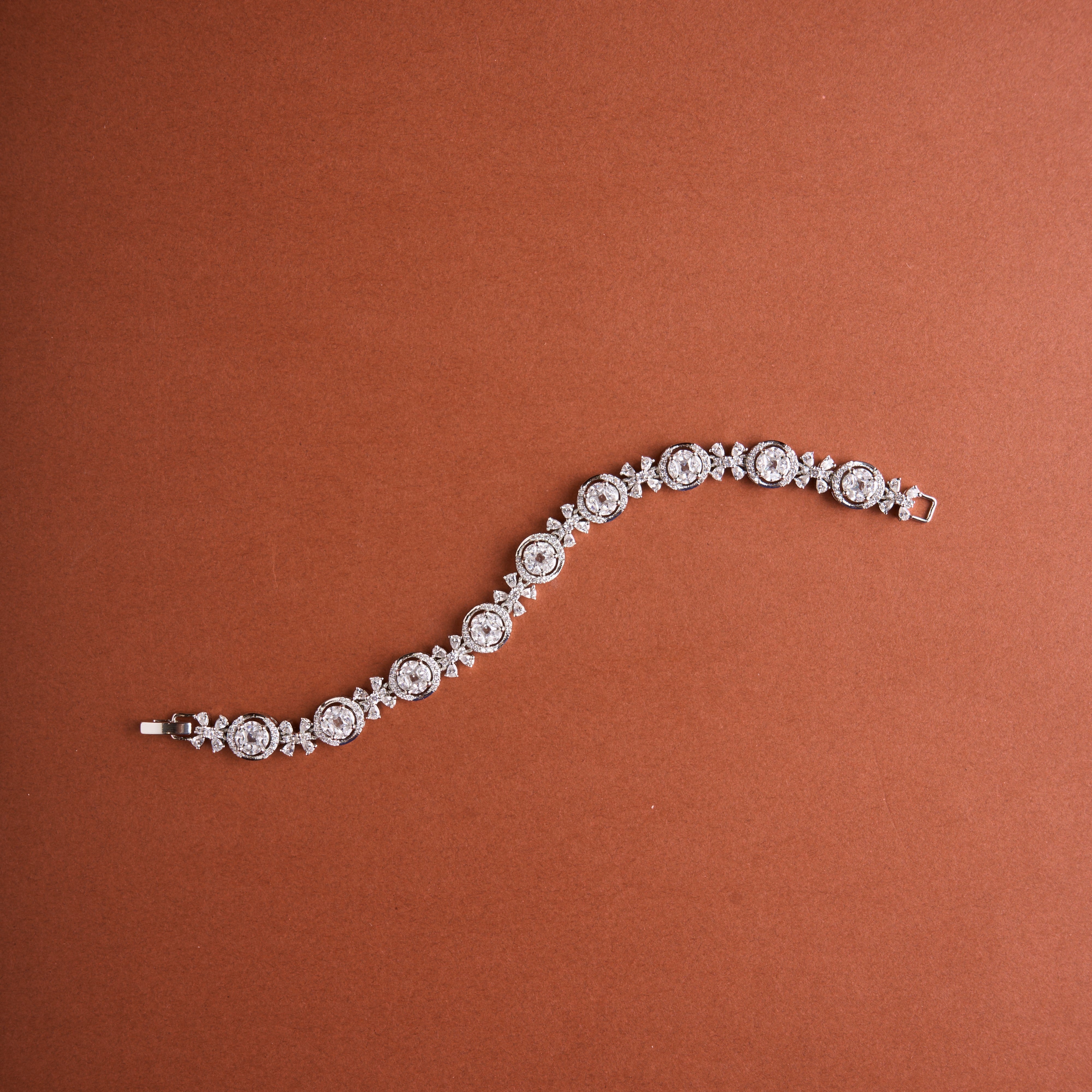 Pie Cut Flora Bracelet Mozaati