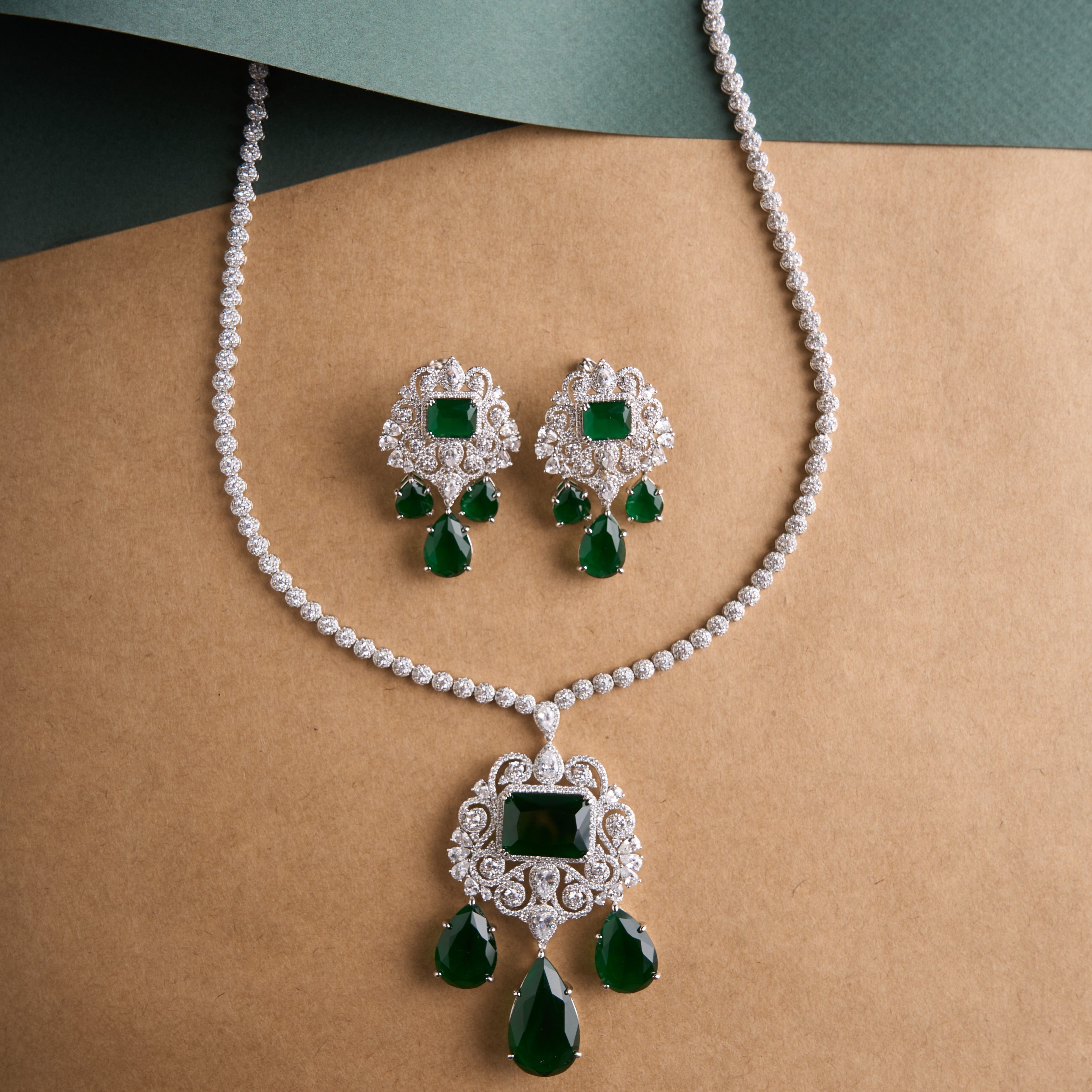 Rivaa Necklace Set Mozaati