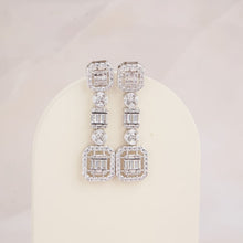 Load image into Gallery viewer, Rue Earrings
