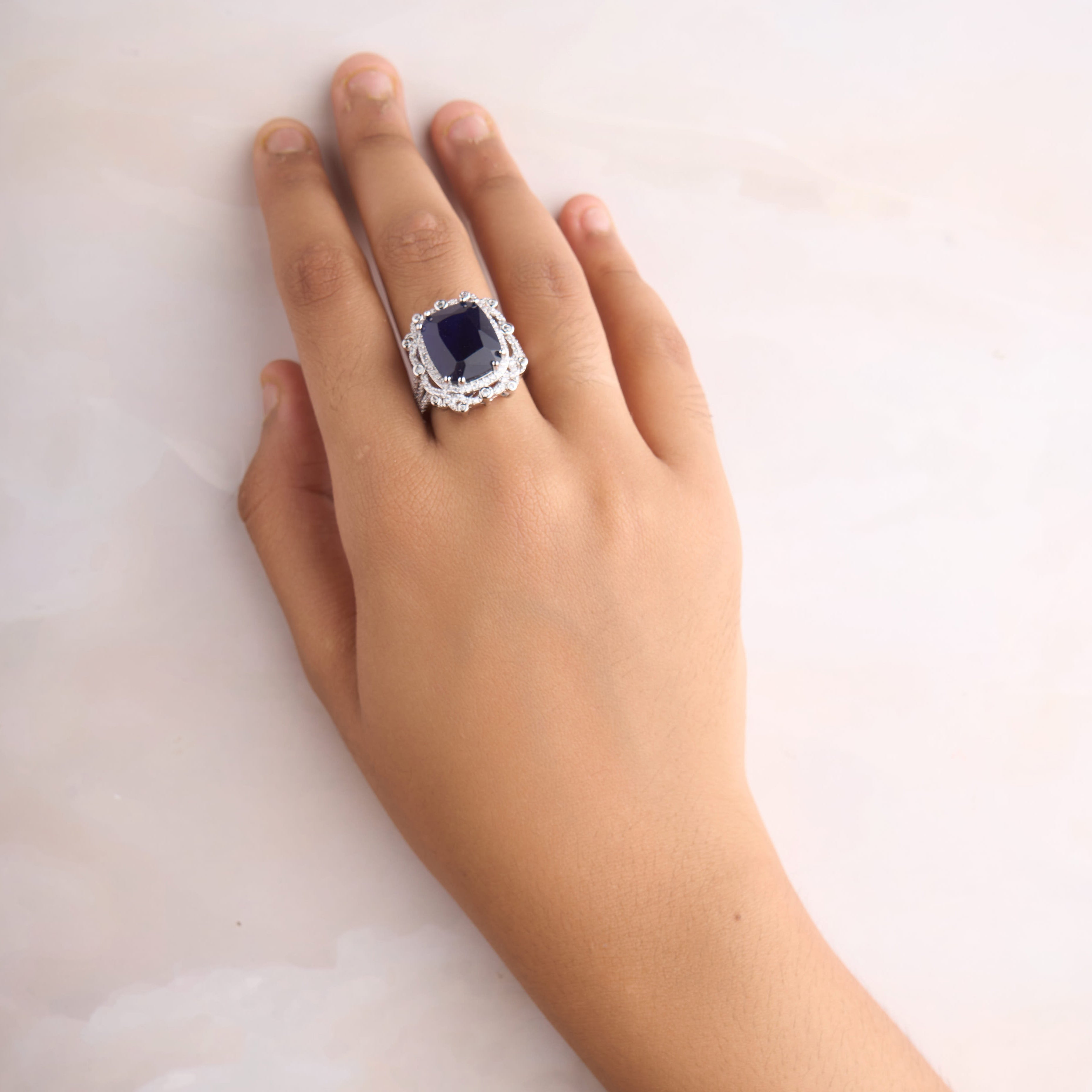 Shaylee Ring Mozaati