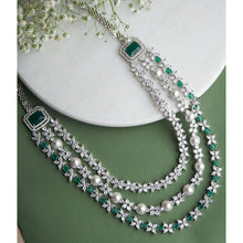 Load image into Gallery viewer, Sylvia Necklace in Green
