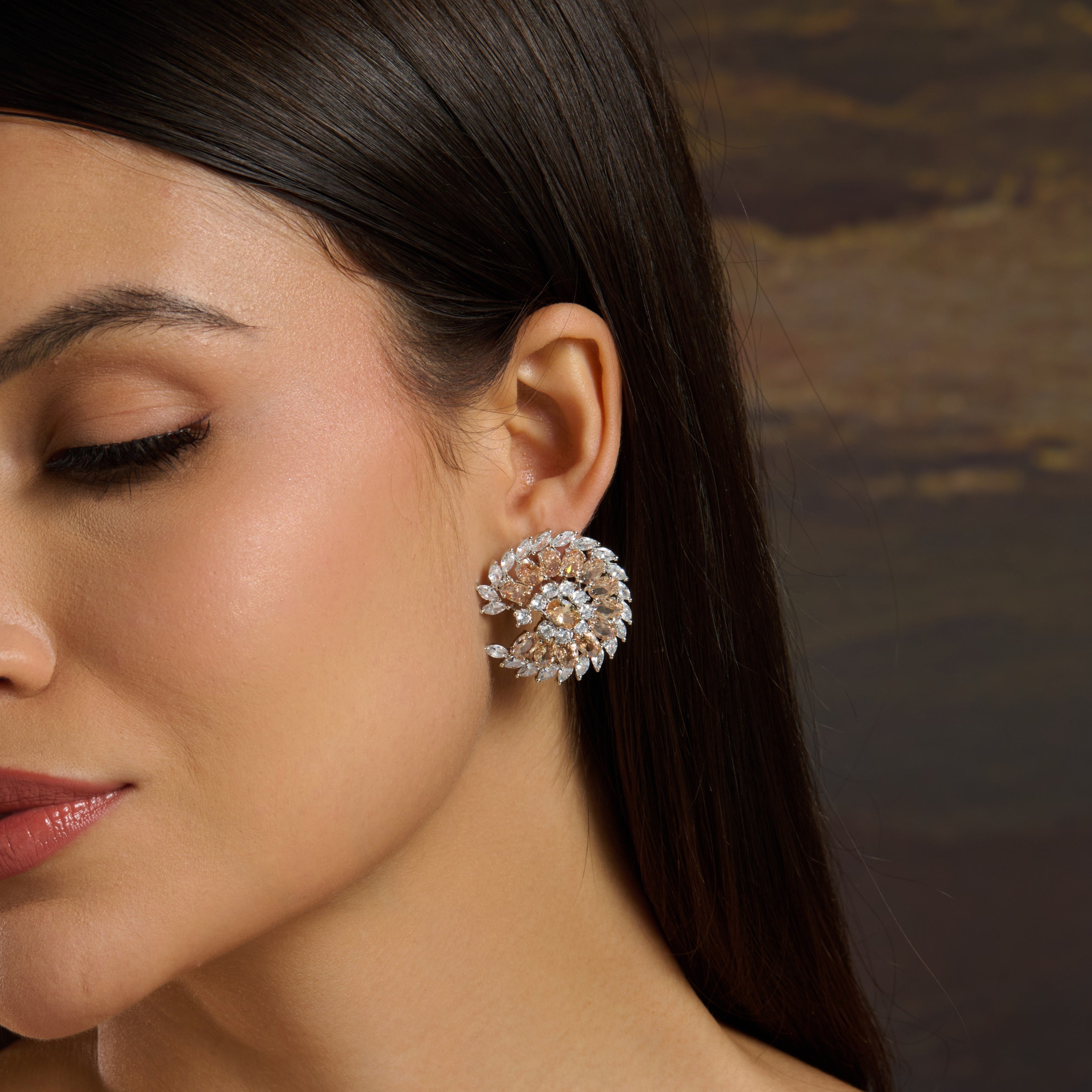 Tarang Earrings Mozaati
