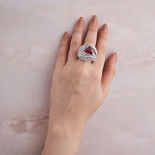 Load image into Gallery viewer, Tri Swirl Ring
