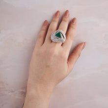Load image into Gallery viewer, Tri Swirl Ring
