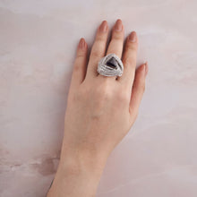 Load image into Gallery viewer, Tri Swirl Ring
