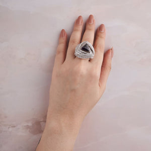 Tri Swirl Ring