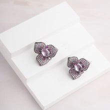 Load image into Gallery viewer, Trillium Pop Earrings - Pink
