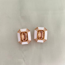 Load image into Gallery viewer, Vina Earrings - White - Champagne
