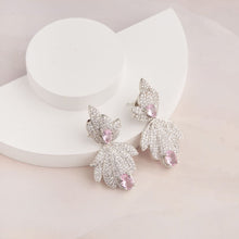 Load image into Gallery viewer, Violet Earrings
