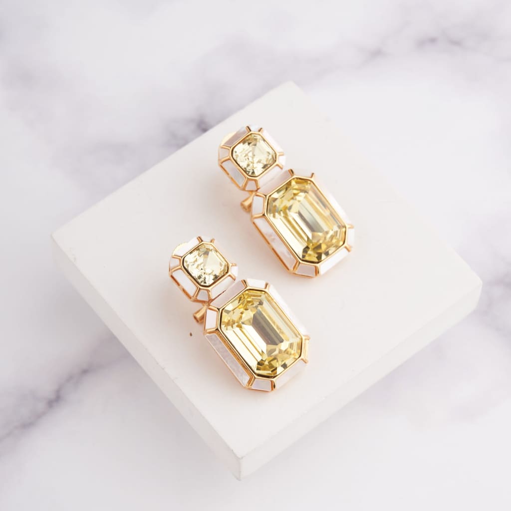 Wyn Earrings - White - Yellow