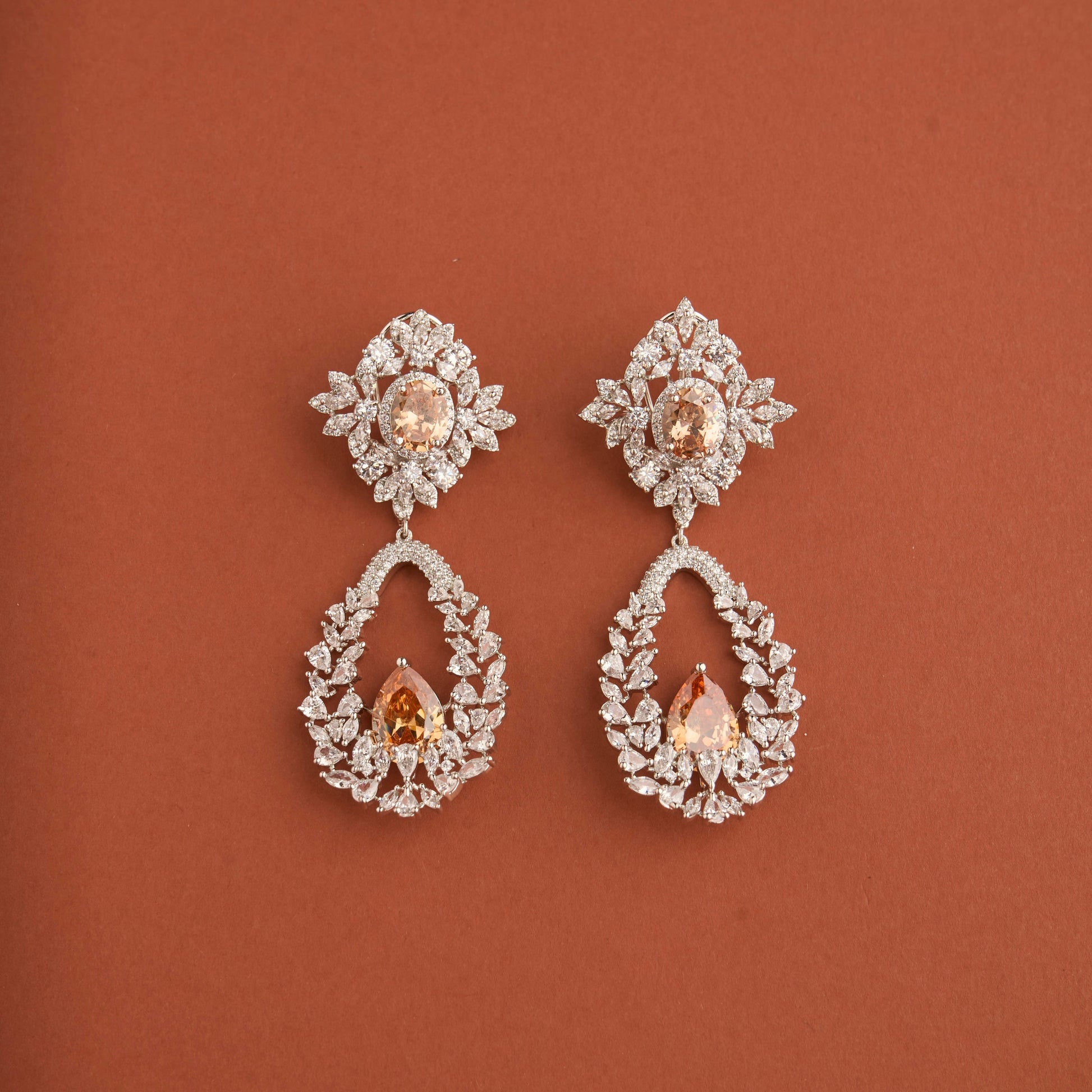 Yudistia Earrings Mozaati
