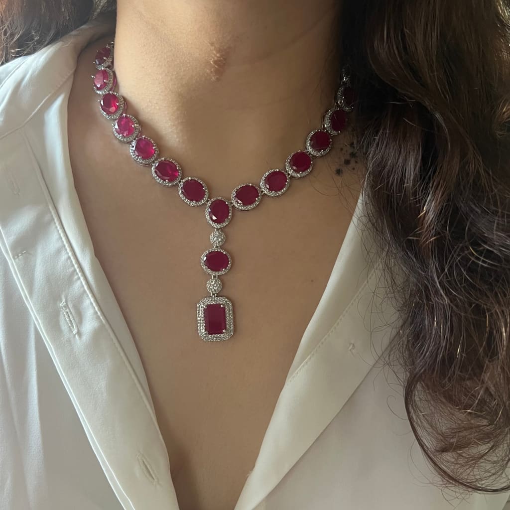 Zohaa Necklace - Red