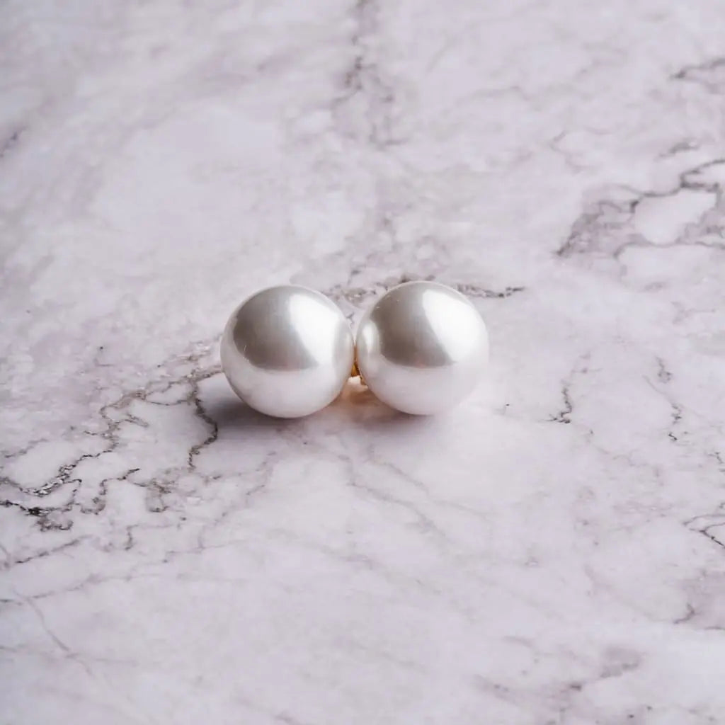 25MM Dome Pearl Earrings Mozaati