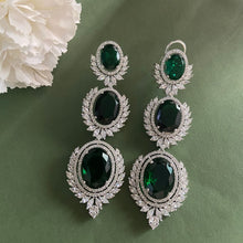 Load image into Gallery viewer, Aarna Earrings
