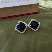 Load image into Gallery viewer, Aurelia Earrings Mozaati

