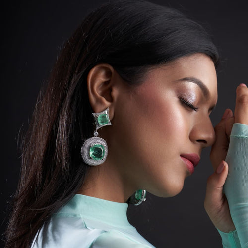 Begum Earrings - Mint