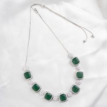Load image into Gallery viewer, Danya Necklace in Green
