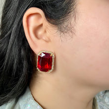 Load image into Gallery viewer, Elenoa Earrings
