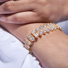 Load image into Gallery viewer, Elizabeth Bracelet
