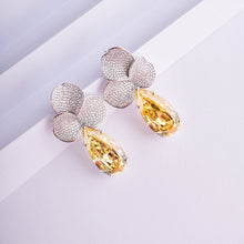 Load image into Gallery viewer, Fleurel Earrings - Yellow
