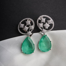 Load image into Gallery viewer, Harnaaz Earrings - Mint
