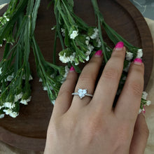 Load image into Gallery viewer, Heart Ring - White

