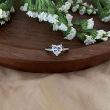 Load image into Gallery viewer, Heart Ring - White
