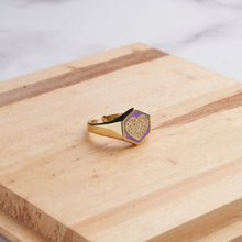 Load image into Gallery viewer, Hexa Heart Ring - Lavendar
