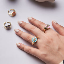 Load image into Gallery viewer, Hexa Signet Ring
