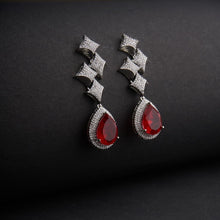 Load image into Gallery viewer, Isadora Earrings
