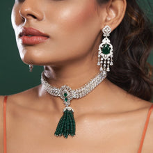 Load image into Gallery viewer, Ishani Choker - Green
