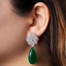 Load image into Gallery viewer, Magnolia Earrings
