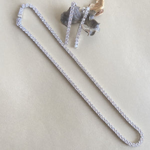 Maia Necklace Set in Silver