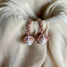 Load image into Gallery viewer, Nikos Earrings

