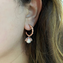 Load image into Gallery viewer, Nikos Earrings - Rose
