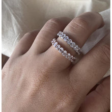 Load image into Gallery viewer, Oval Eternity Ring - White
