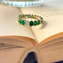 Load image into Gallery viewer, Ovalis Eternity Ring - Green&amp;Gold / US 6
