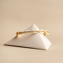 Load image into Gallery viewer, Raven Cuff - White
